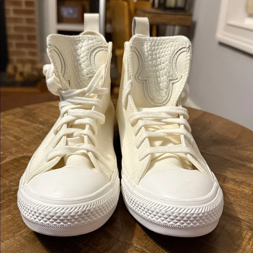 Chuck Taylor All Star High Top Western Embroidery Sneakers 9 NWOB - Picture 2 of 13